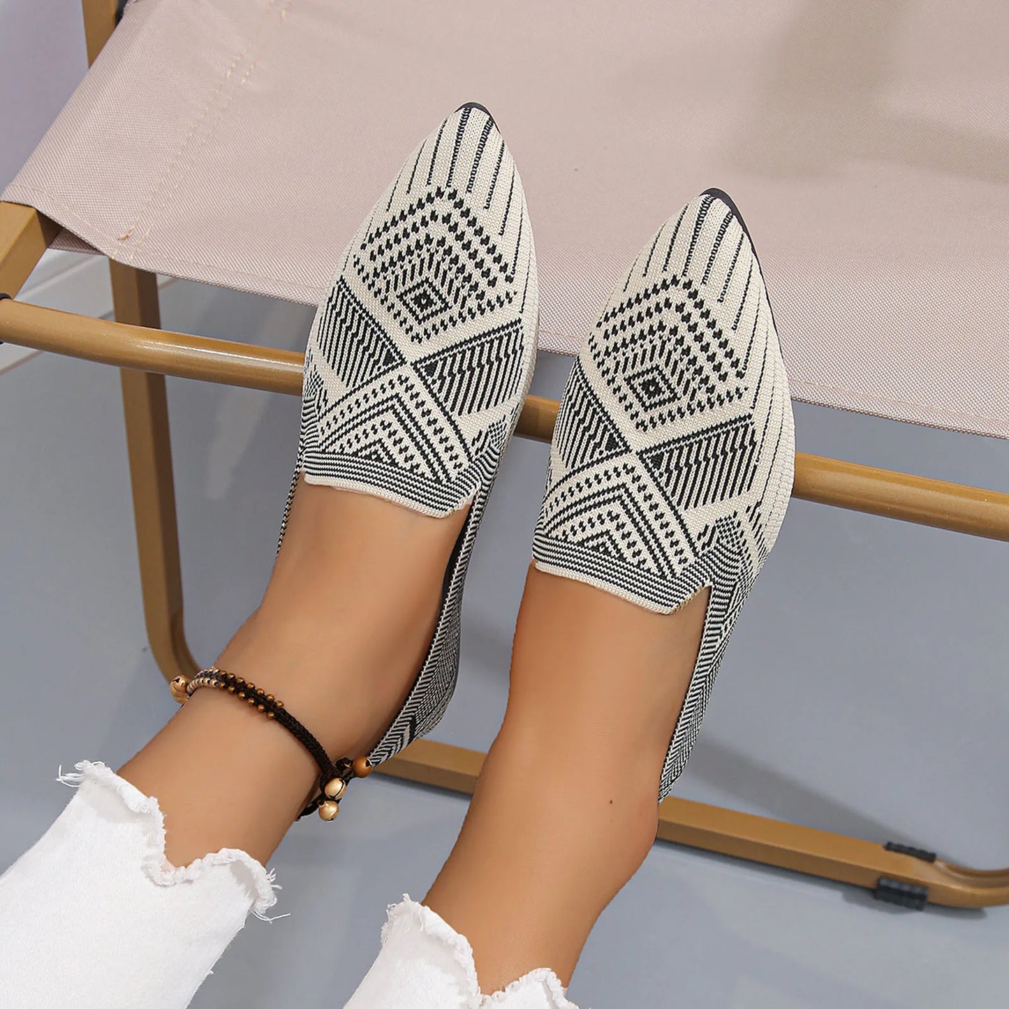 Mesh Pointed Toe Breathable Slip On knitted Flats
